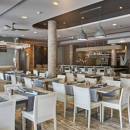 公寓式酒店 Akinon 4*
