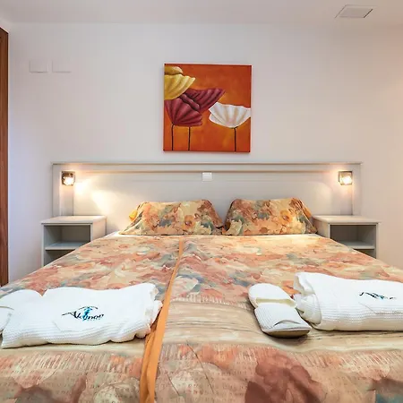 Aparthotel Akinon