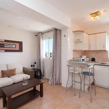 Akinon Aparthotel La Nucia